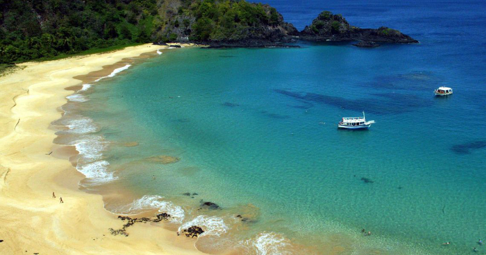 Fernando de Noronha poderá reduzir tarifa cobrada de turistas